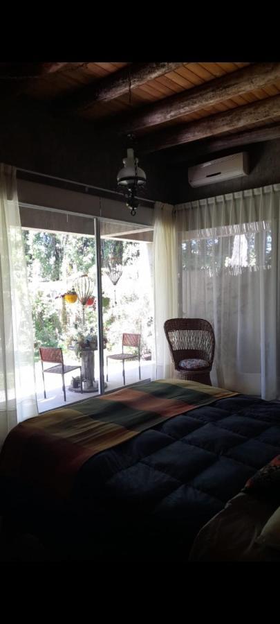Casa Los Cerezos En Chacras De Coria Ngoại thất bức ảnh
