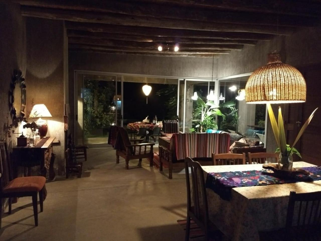 Casa Los Cerezos En Chacras De Coria Ngoại thất bức ảnh